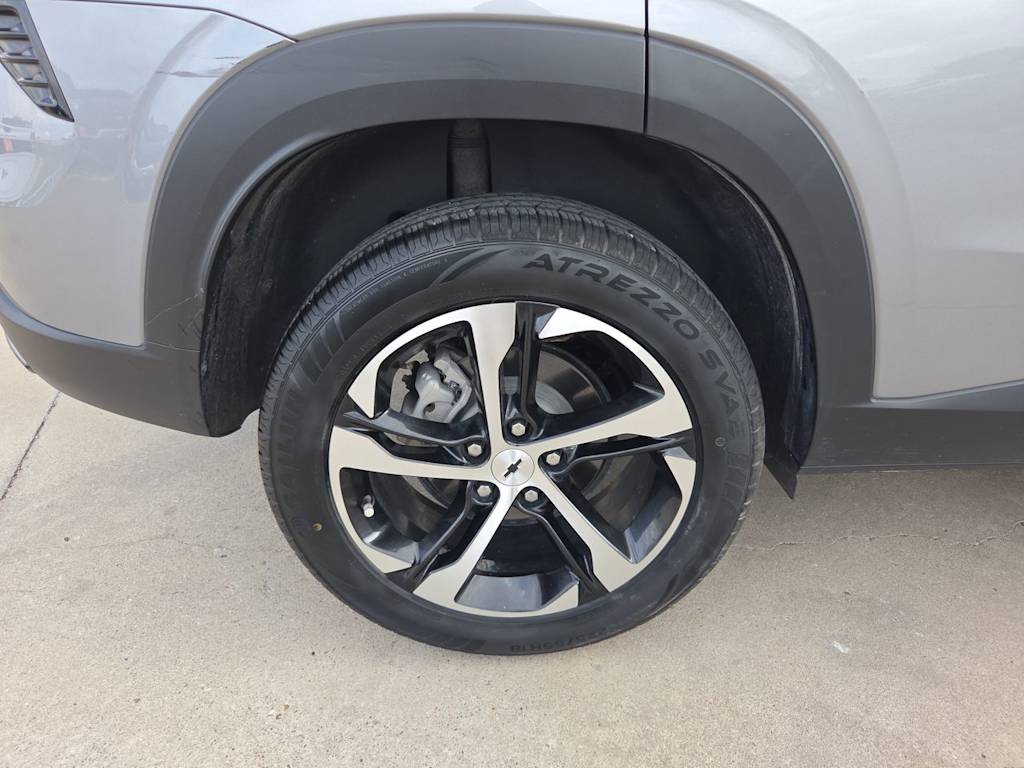 Thumbnail: 2024 Chevrolet Trax - 8