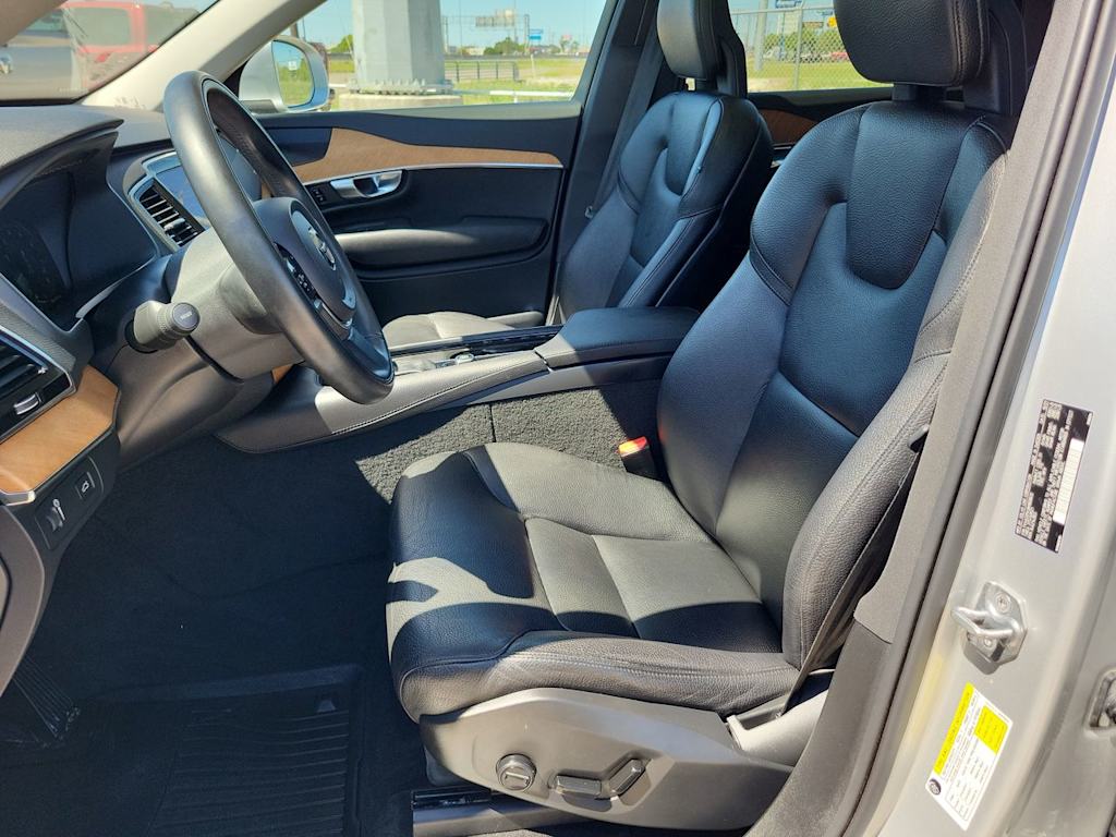 Thumbnail: 2022 Volvo XC90 - 11