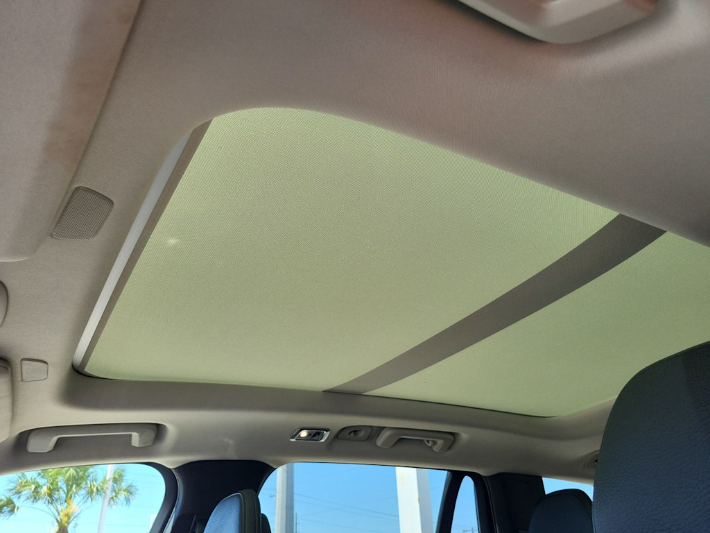 Thumbnail: 2022 Volvo XC90 - 30