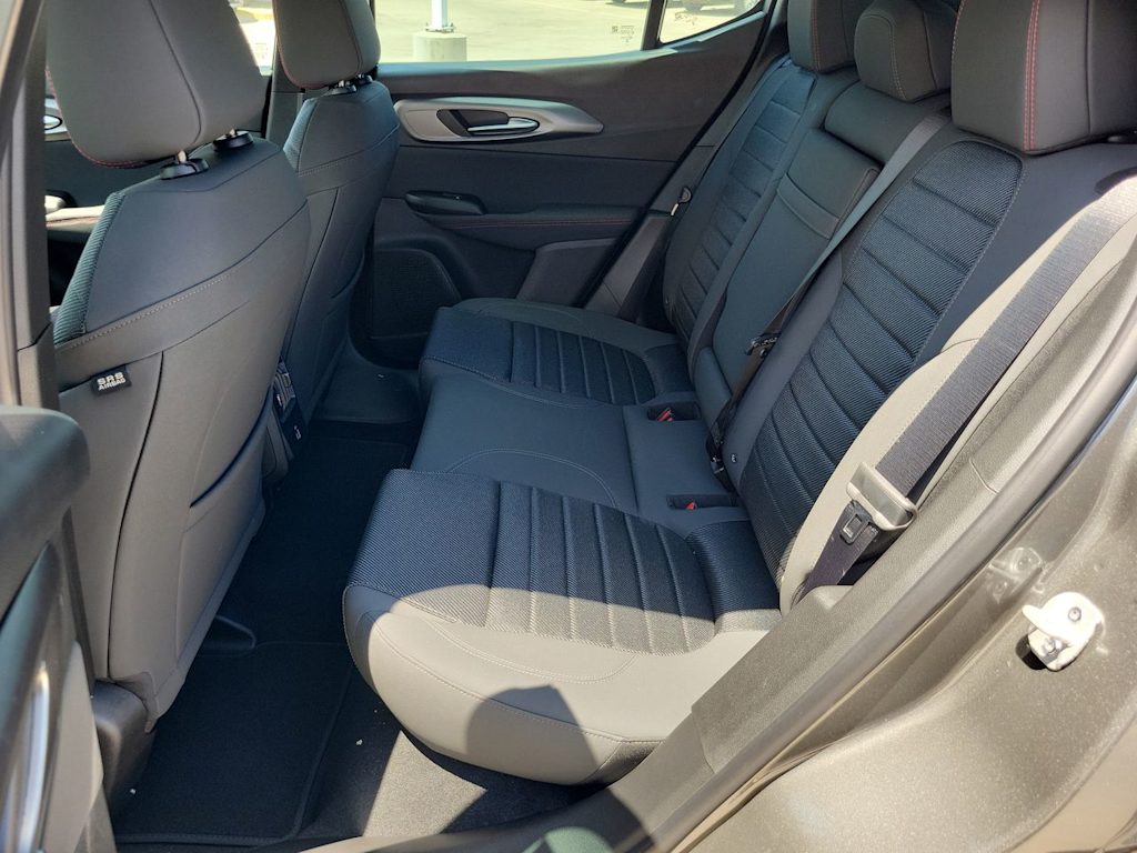 Thumbnail: 2025 Dodge Hornet - 29