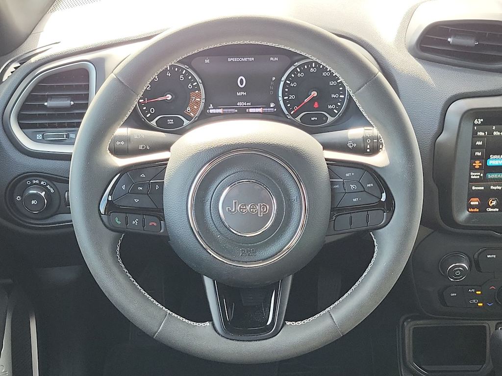 Thumbnail: 2021 Jeep Renegade - 14