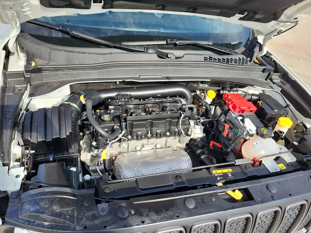 Thumbnail: 2021 Jeep Renegade - 9