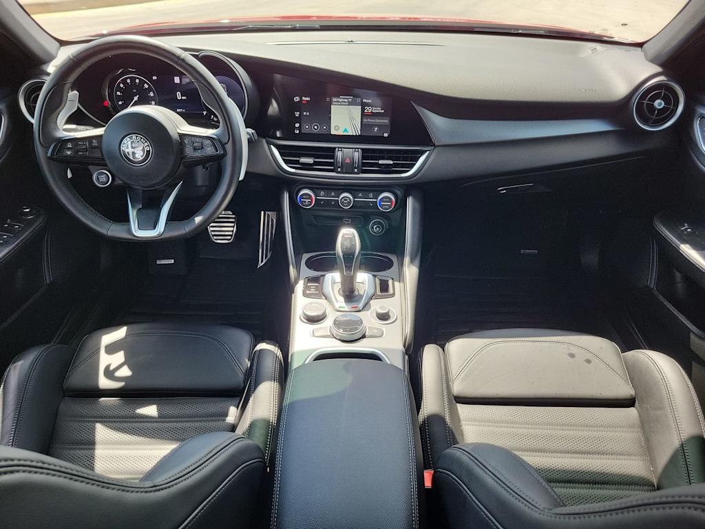 Thumbnail: 2024 Alfa Romeo Giulia - 10