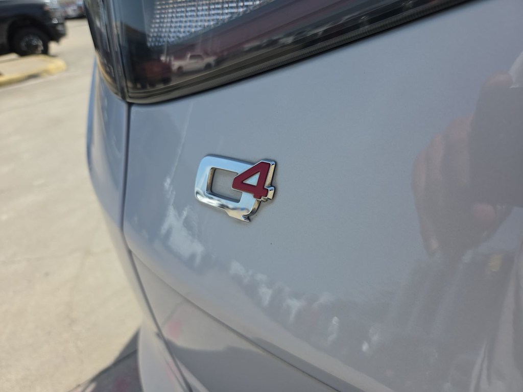 Thumbnail: 2024 Alfa Romeo Stelvio - 7