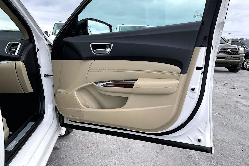 Thumbnail: 2019 Acura TLX - 28