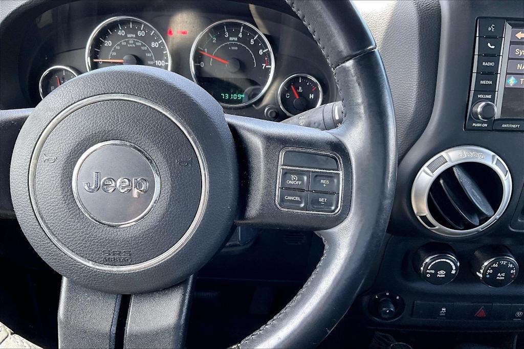 Thumbnail: 2017 Jeep Wrangler - 25