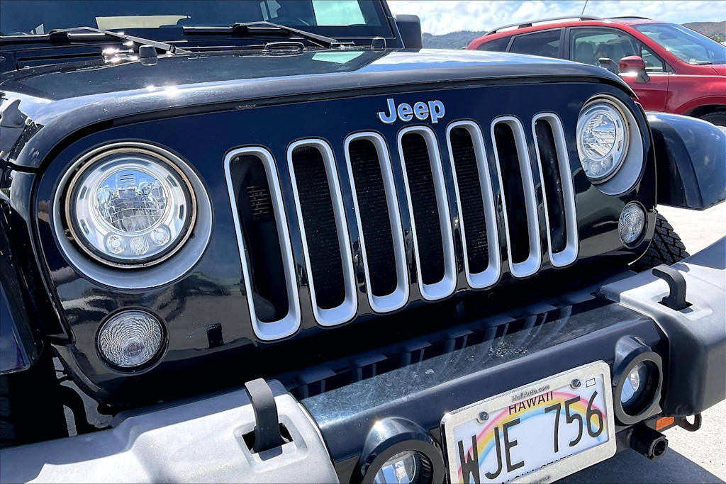 Thumbnail: 2017 Jeep Wrangler - 33