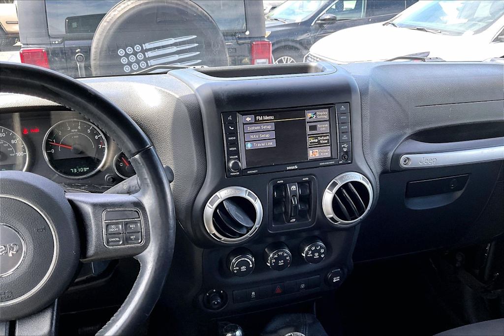 Thumbnail: 2017 Jeep Wrangler - 14