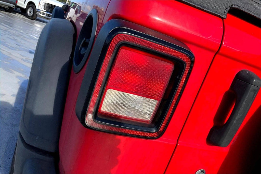 2018 Jeep Wrangler Sport 31