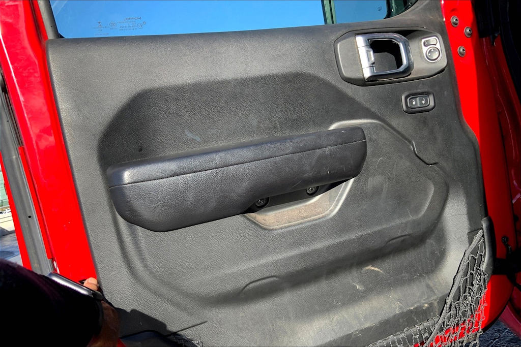2018 Jeep Wrangler Sport 27
