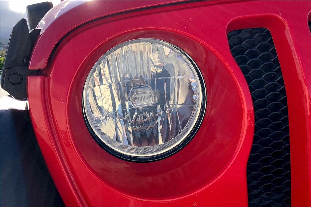 2018 Jeep Wrangler Sport 30