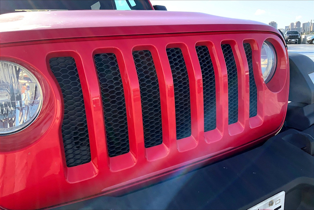 2018 Jeep Wrangler Sport 32