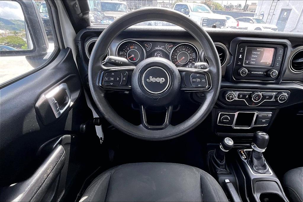 Thumbnail: 2019 Jeep Wrangler - 14