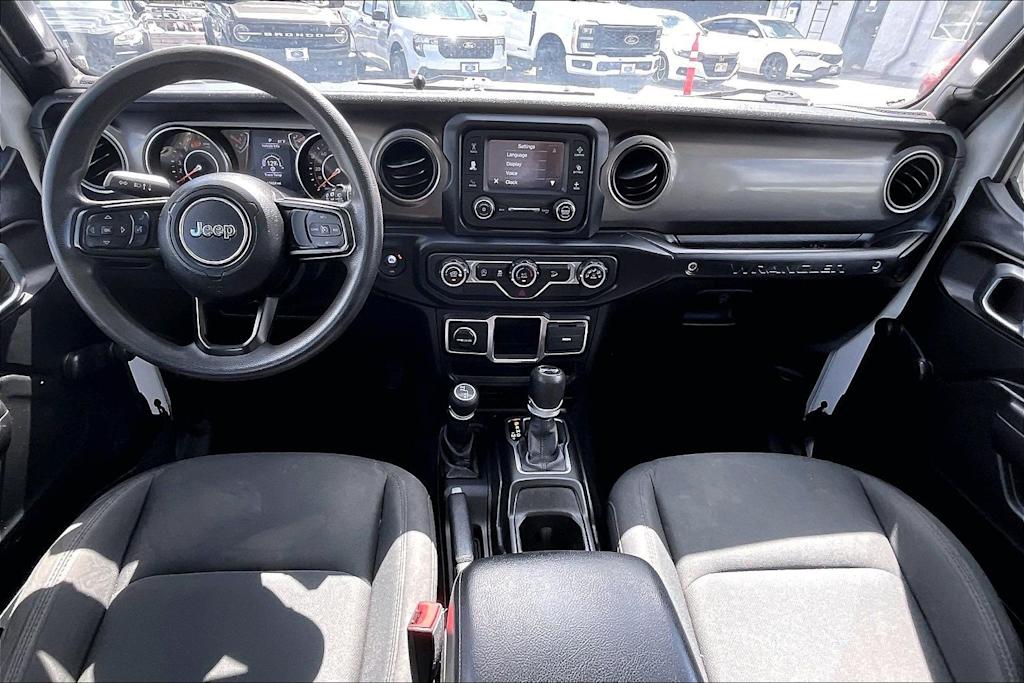 Thumbnail: 2019 Jeep Wrangler - 10