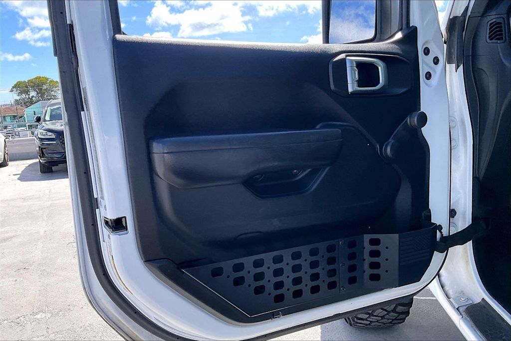Thumbnail: 2019 Jeep Wrangler - 27