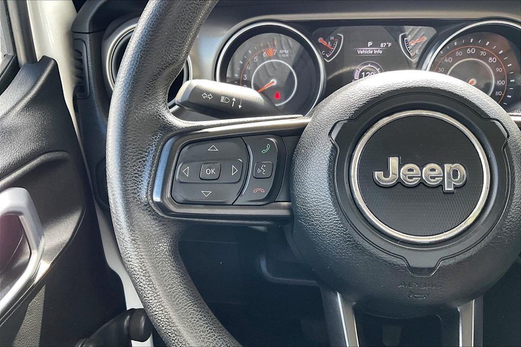 Thumbnail: 2019 Jeep Wrangler - 24