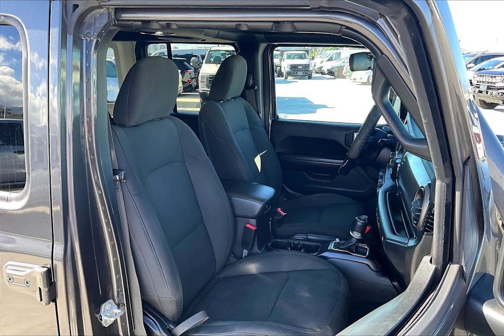 Thumbnail: 2020 Jeep Wrangler - 11