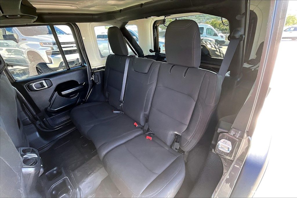 Thumbnail: 2020 Jeep Wrangler - 29