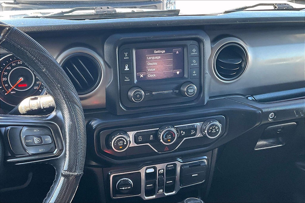 Thumbnail: 2020 Jeep Wrangler - 15