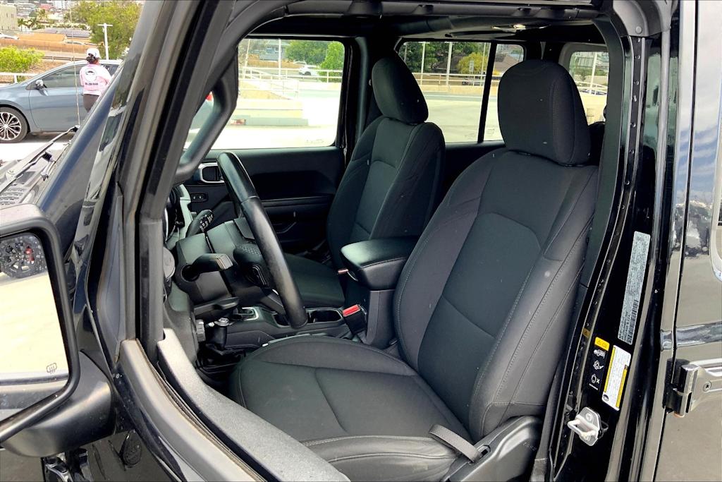 Thumbnail: 2021 Jeep Wrangler - 11