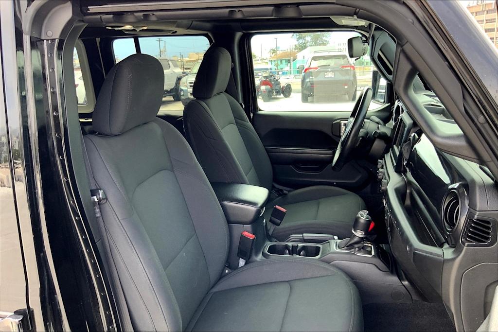 Thumbnail: 2021 Jeep Wrangler - 10