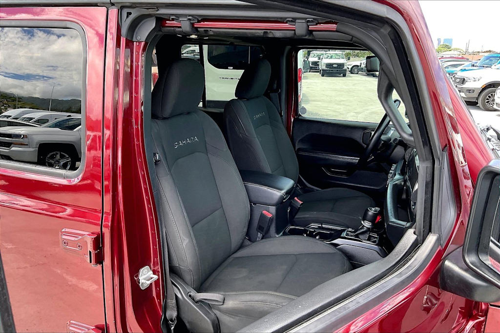 Thumbnail: 2021 Jeep Wrangler - 12