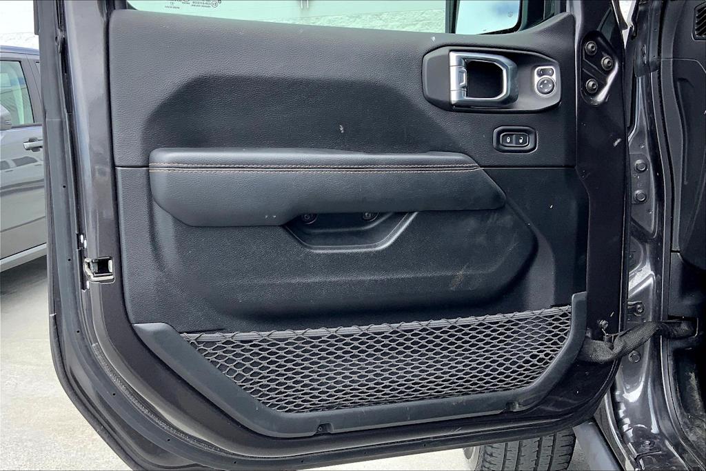 Thumbnail: 2021 Jeep Wrangler - 28