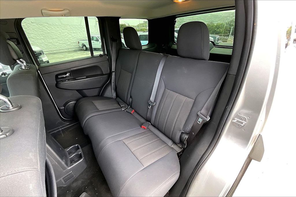 Thumbnail: 2012 Jeep Liberty - 29