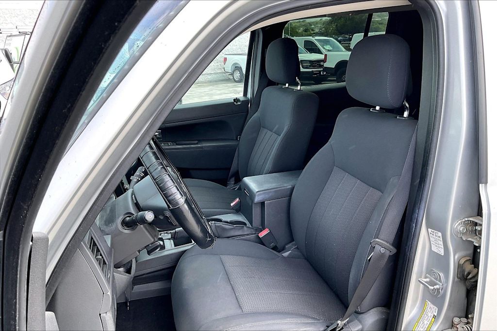 Thumbnail: 2012 Jeep Liberty - 11