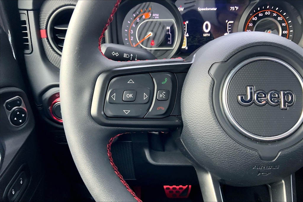 Thumbnail: 2024 Jeep Wrangler - 24