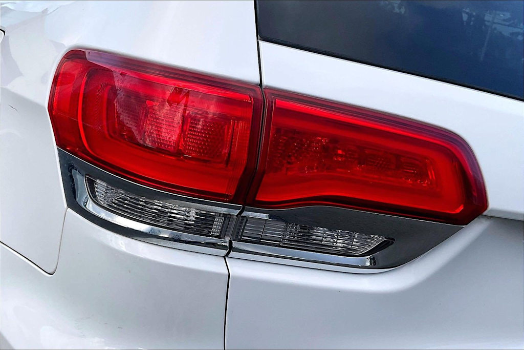 Thumbnail: 2019 Jeep Grand Cherokee - 32