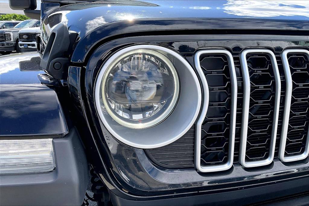 Thumbnail: 2024 Jeep Wrangler - 31
