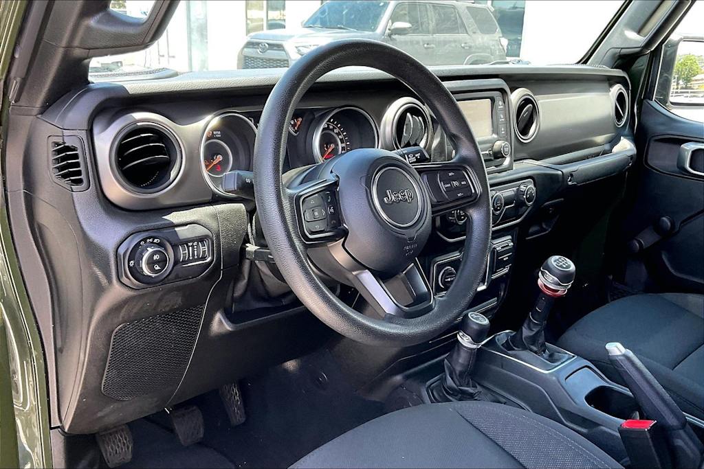Thumbnail: 2021 Jeep Gladiator - 2
