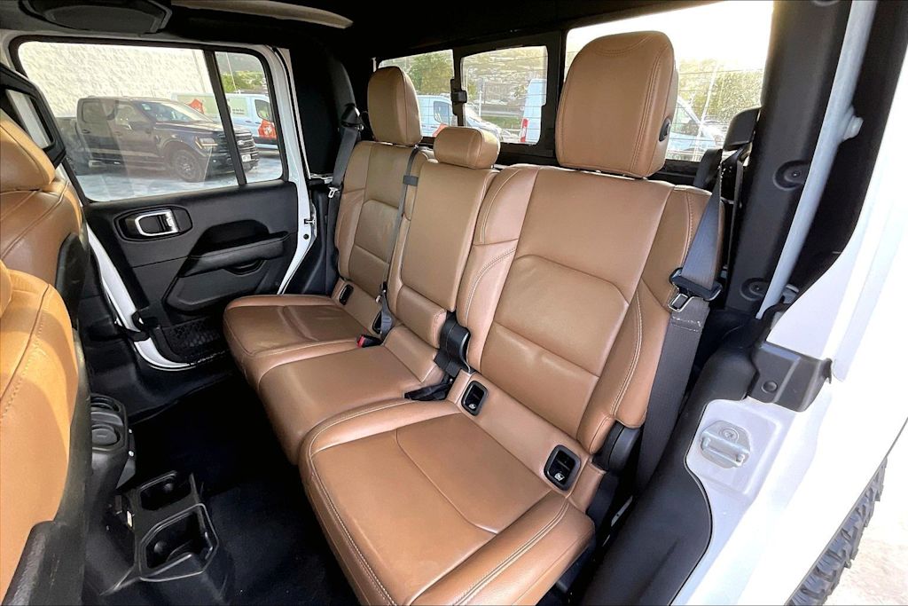 Thumbnail: 2020 Jeep Gladiator - 29