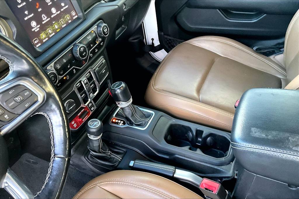 Thumbnail: 2020 Jeep Gladiator - 16
