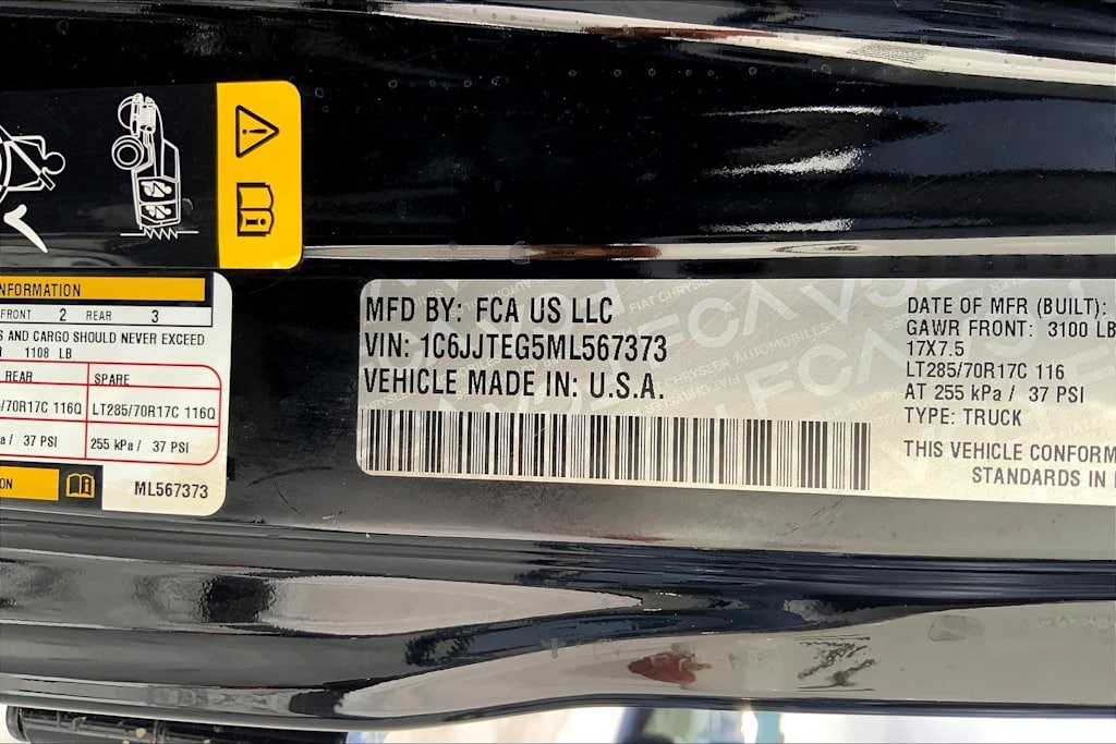 Thumbnail: 2021 Jeep Gladiator - 21