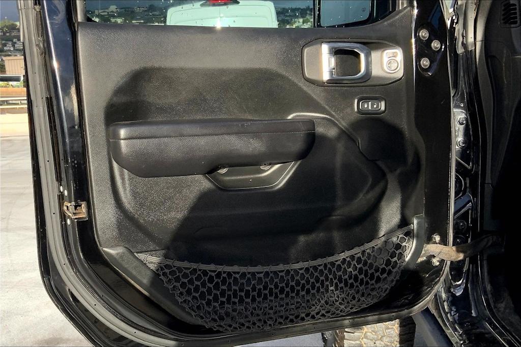 Thumbnail: 2021 Jeep Gladiator - 28