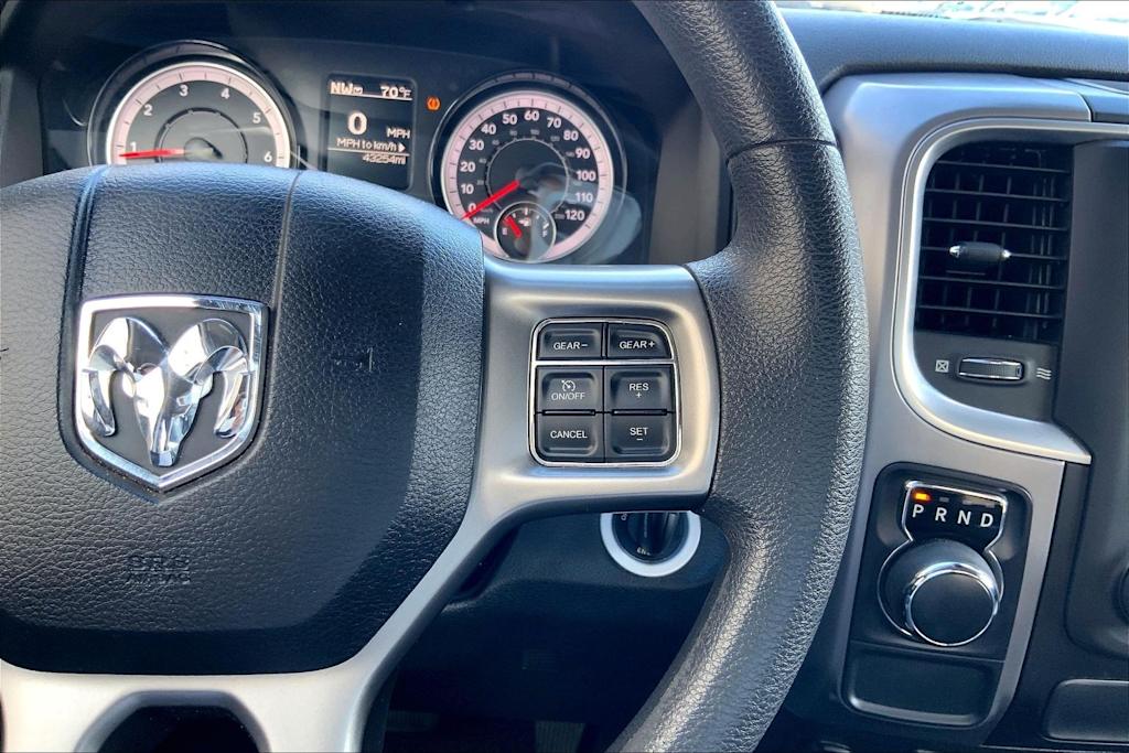 Thumbnail: 2022 RAM 1500 - 25