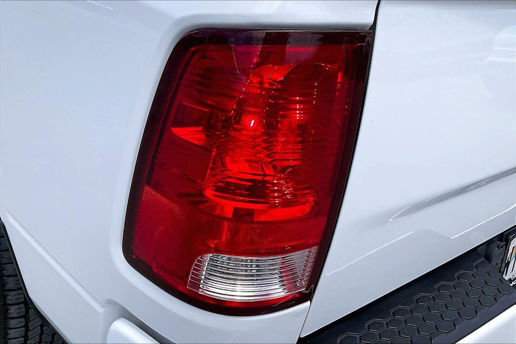 Thumbnail: 2023 RAM 1500 - 32