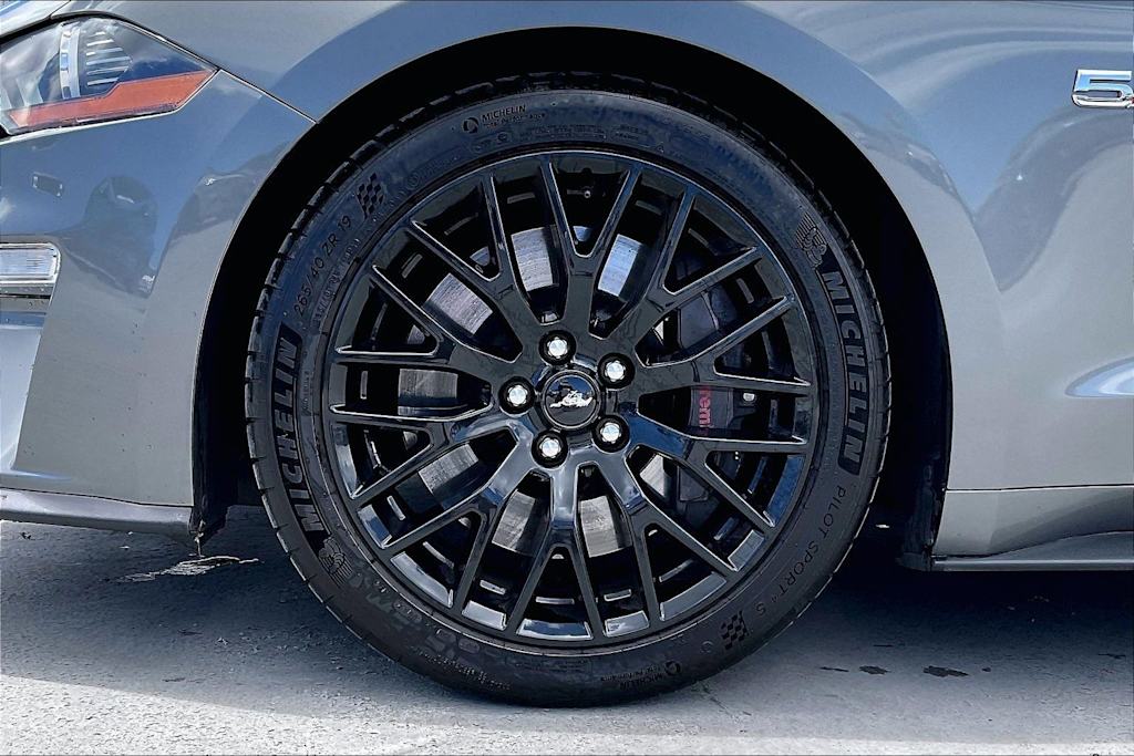 Thumbnail: 2022 Ford Mustang - 8