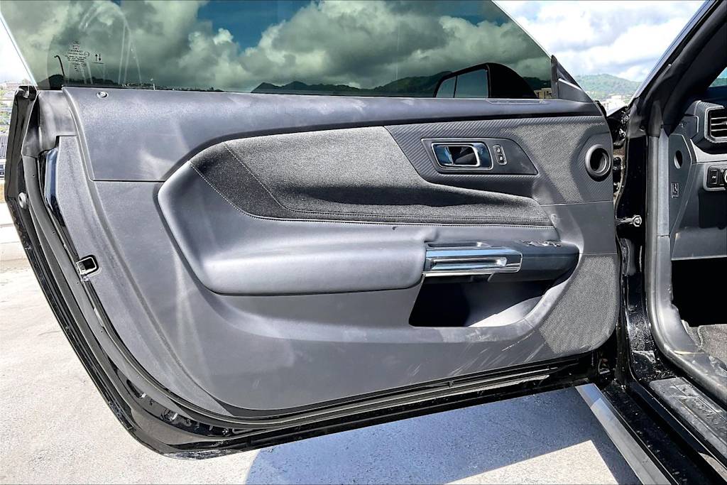 Thumbnail: 2025 Ford Mustang - 27