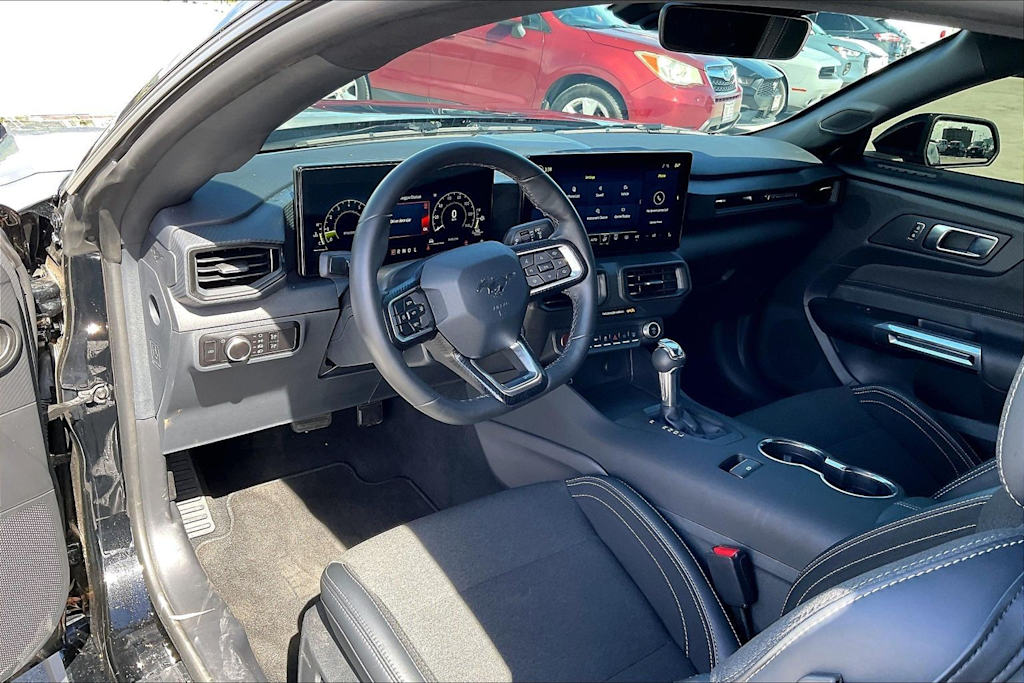 Thumbnail: 2025 Ford Mustang - 2