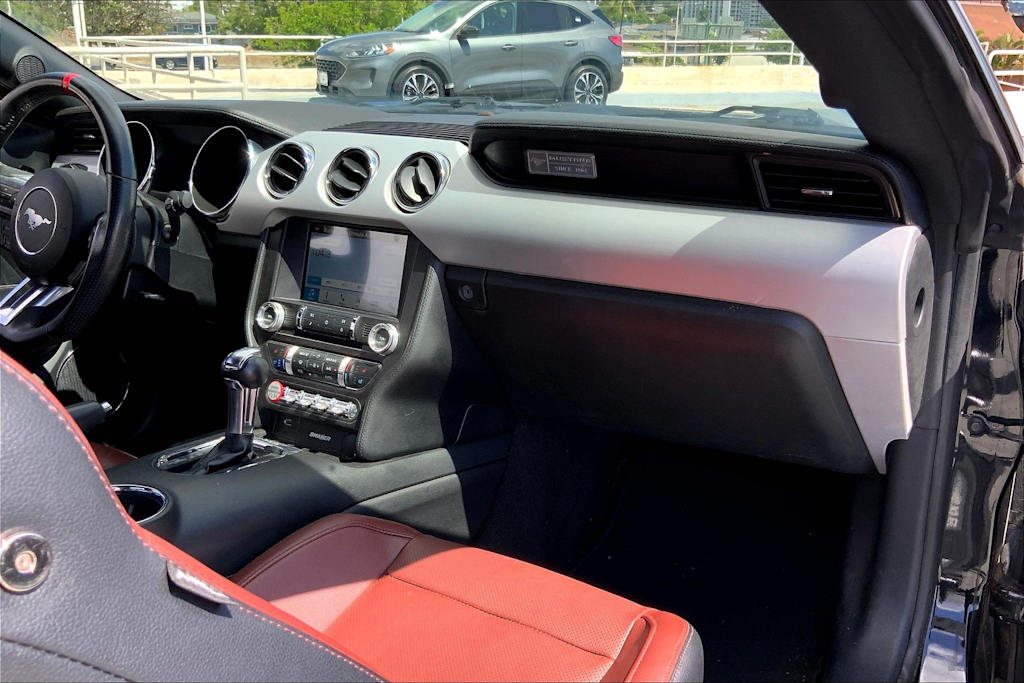 Thumbnail: 2016 Ford Mustang - 14