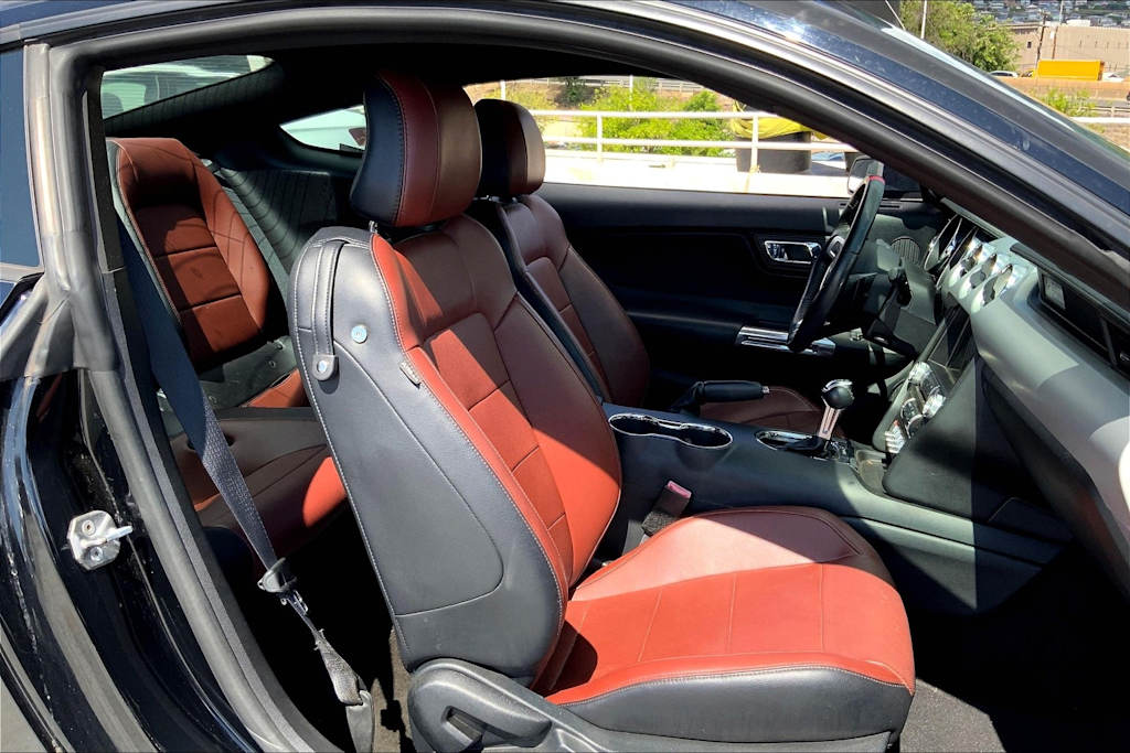 Thumbnail: 2016 Ford Mustang - 11