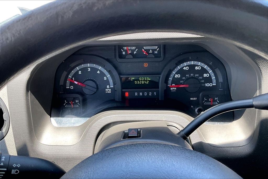 Thumbnail: 2014 Ford Econoline - 16