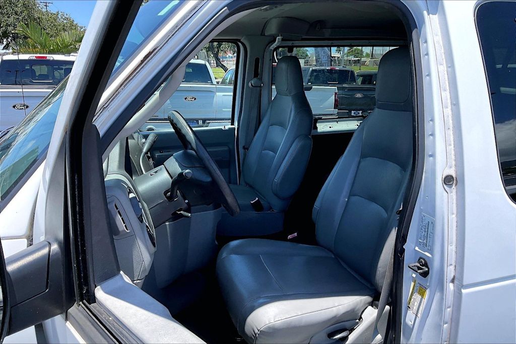 Thumbnail: 2014 Ford Econoline - 12