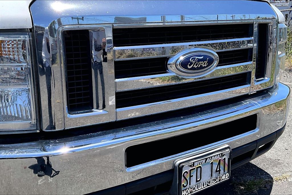 Thumbnail: 2014 Ford Econoline - 32