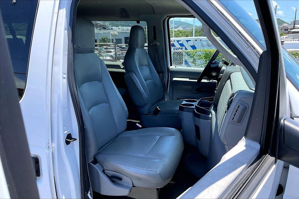 Thumbnail: 2014 Ford Econoline - 11
