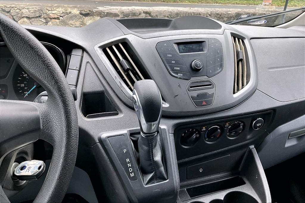 Thumbnail: 2017 Ford Transit Series - 15
