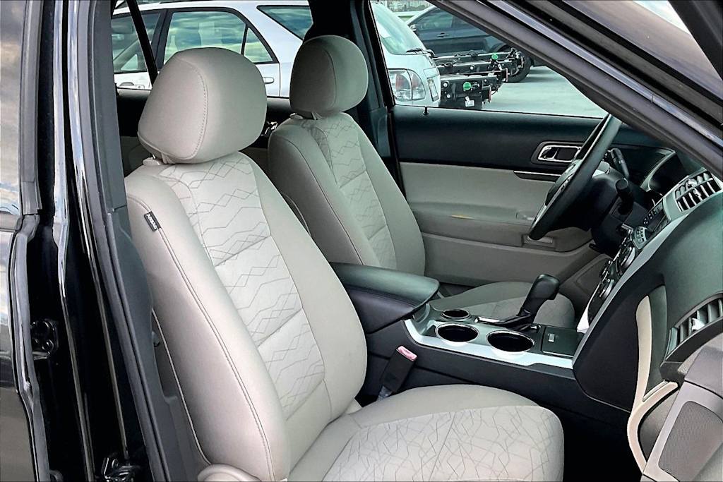 Thumbnail: 2014 Ford Explorer - 10
